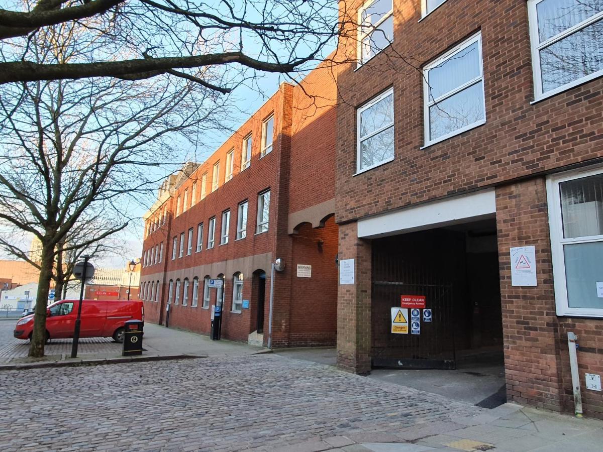 Wolverhampton - Gated Parking - George House Экстерьер фото